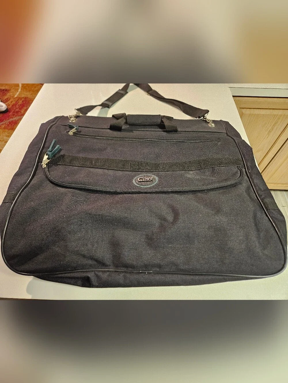 Ciao Brand NWOT Travel Extra Large Suit Bag With Shoulder Strap